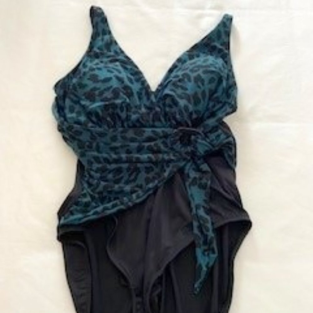 Magic Suit Teal & Black Swimsuit 16